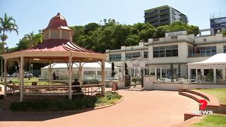 Redcliffe residents band together to save Suttons Beach Pavilion | 7NEWS