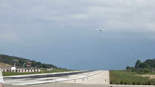 DANGEROUS JETBLAST | Boeing 737-800 Takeoff from SKIATHOS, Greece | Jetblast into Beach! [4K]