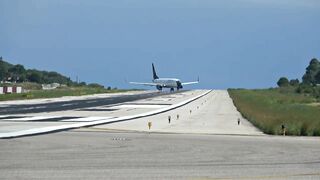 DANGEROUS JETBLAST | Boeing 737-800 Takeoff from SKIATHOS, Greece | Jetblast into Beach! [4K]