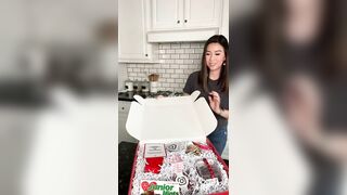 Instagram sent me a Valentine’s Gift Box | MyHealthyDish