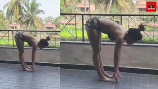 Mallika Sherawat Doing Yoga In A Hot Bikini [ VIDEO VIRAL ]