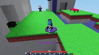 Charge Shield VS Forcefield (Roblox Bedwars)