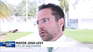 Rollerblading and cycling on Hollywood Beach Broadway may soon be stopped