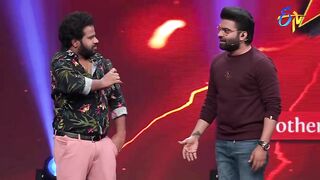 Hyper Aadi, Pradeep | Funny Joke | Dhee 14 | The Dancing Icon | 16th February 2022 | ETV