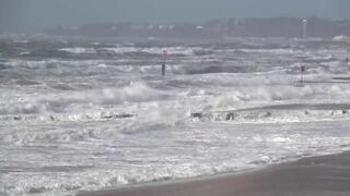 Storm Eunice blasts Bournemouth and Boscombe beach as 100mph winds lash south coast of England