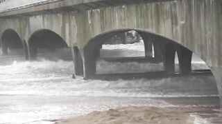 Storm Eunice blasts Bournemouth and Boscombe beach as 100mph winds lash south coast of England