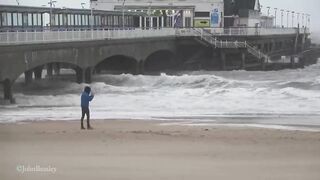 Storm Eunice blasts Bournemouth and Boscombe beach as 100mph winds lash south coast of England