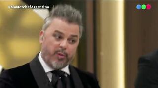 Tomás Fonzi hizo un postre en honor a su mamá, papá y su hija Violeta - Masterchef Argentina