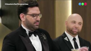 Tomás Fonzi hizo un postre en honor a su mamá, papá y su hija Violeta - Masterchef Argentina