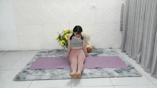 Hot Yoga and CONTORTION, 흰색레깅스 힙운동 스트레칭 - Bella StretChing Yoga