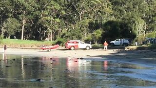 ????Emergency Surf Rescue: Surf Beach, Batemans Bay 17 April 2022