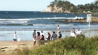 ????Emergency Surf Rescue: Surf Beach, Batemans Bay 17 April 2022