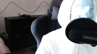 Trycs "Accidentally" FACE REVEALS on Minecraft Livestream