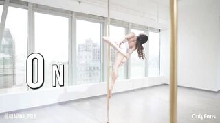 Julianna Yau | Pole Dancer, OnlyFans Creator