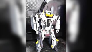 ROBOTECH MACROSS SCALE MODELS KIT | MODELOS A ESCALA