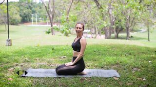 Cinco POSTURAS para mejorar el balance de tu cuerpo | Yoga | BeFit