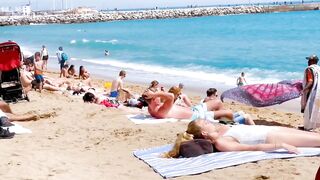 Barcelona beach walk 2022/beach Barceloneta