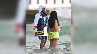 Rihanna and asap Rocky enjoy time on the beach in Barbados ????????