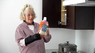 HEARTWARMING Homeless Woman Gets an Apartment