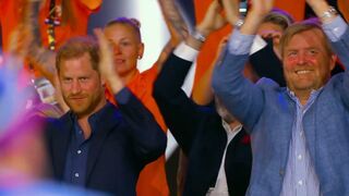 Koning Willem-Alexander ontmoet prins Harry bij Invictus Games