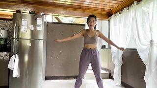 Aerobic exercise [warmup/cardiovascular conditioning/cooldown and stretching]