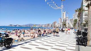 BENIDORM ???????? LEVANTE BEACH - BUS CITY TOUR 24 APRIL 2022 SPAIN 4K