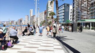 BENIDORM ???????? LEVANTE BEACH - BUS CITY TOUR 24 APRIL 2022 SPAIN 4K