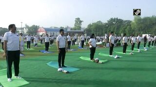 Union Railways Minister Vaishnaw takes part in Yoga session in Delhi ahead of International Yoga Day