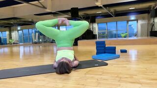 yoga headstand - medium twine #yoga #contortion