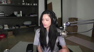 Valkyrae Trying To Get HIGH On STREAM