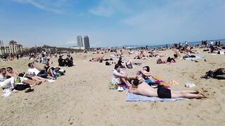 Beach ???? Walk - Spain - Barcelona Beach - April 2022 - 4K Ultra HD