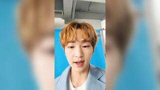 220428 SHINee Onew Instagram Live shinee_jp_official