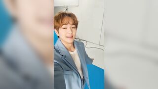 220428 SHINee Onew Instagram Live shinee_jp_official