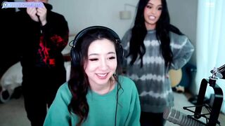 Valkyrae FORGETS That Fuslie's Stream was Sponsored