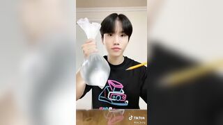 OMG How Did Little Girl Do It? @Ox_Zung Official TikTok Funny Videos