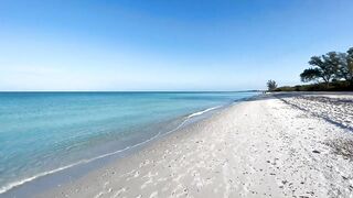 Saturday Morning at the Beach in North Naples, FL 04.30.22