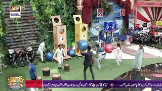 Celebrity Girls Vs Celebrity Boys ????  #JeetoPakistanLeague