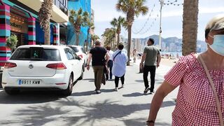 BENIDORM ???????? LEVANTE BEACH BARS & Restaurants May 2022 Spain Walking Tour 4K