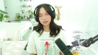 Jodi Wore A VERY Sus 'Catfish' Shirt to Stream!