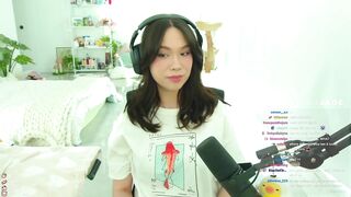 Jodi Wore A VERY Sus 'Catfish' Shirt to Stream!