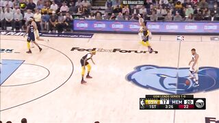 Klay Thompson 2 of 12 3pts clutch travel vs Grizzlies 2022 PO G2