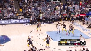 Klay Thompson 2 of 12 3pts clutch travel vs Grizzlies 2022 PO G2