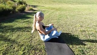 Stretches Yoga. leggings. Stretching exercises