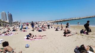 4K Beach Walk - Barcelona Spain - Barceloneata Beach - 2022