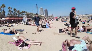 4K Beach Walk - Barcelona Spain - Barceloneata Beach - 2022