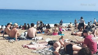 SUMMER 2022 / BEACH WALKING #03-SUNNY SUNDAY @ BARCELONA BEACH,BARCELONA SPAIN