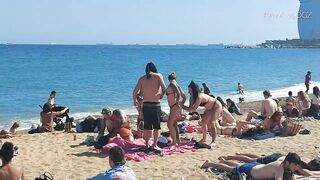 SUMMER 2022 / BEACH WALKING #03-SUNNY SUNDAY @ BARCELONA BEACH,BARCELONA SPAIN