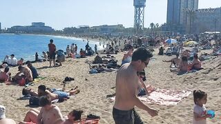 SUMMER 2022 / BEACH WALKING #03-SUNNY SUNDAY @ BARCELONA BEACH,BARCELONA SPAIN