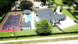 #BhadBhabie new pad as #onlyfans pays!  #megamansion #bocaraton #fieldcrestEstates