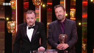 Lee Mack and Chris McCausland make the funniest presenting duo ???? | The BAFTAS 2022 - BBC